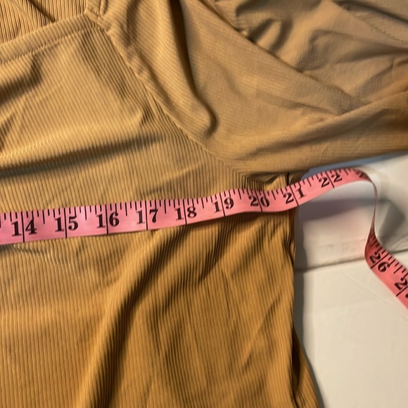 Lane Bryant keyhole tan brown 3/4 sleeve blouse plus size 18/20 - Picture 5 of 6